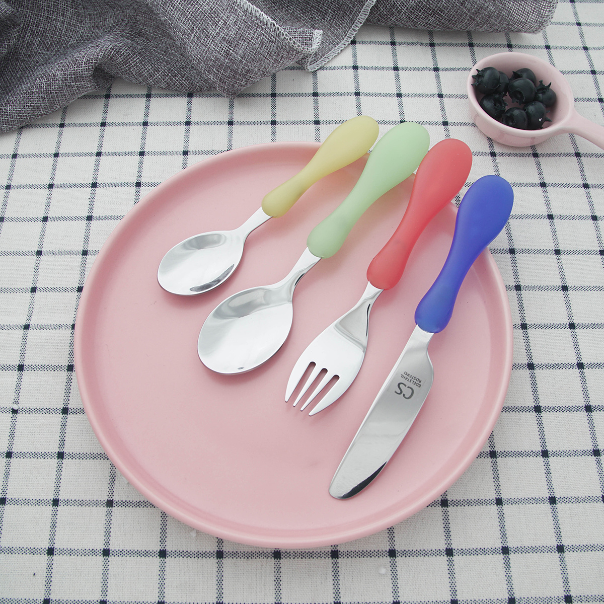 W648 children cutlery